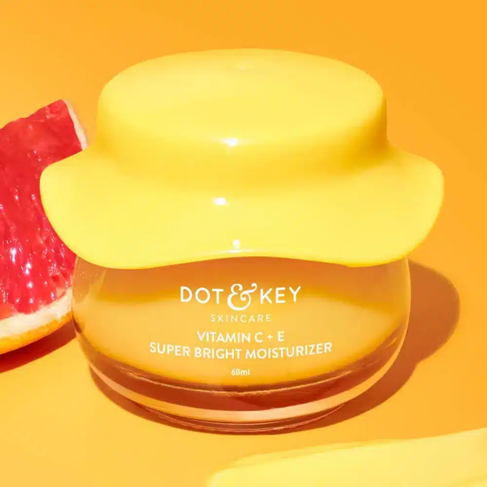 1c-Vit-C-Moisturizer_adcbccb6-945c-4c1a-ac7f-d8a40e3bf5ec.webp Dot & Key Vitamin C + E Super Bright Moisturizer 60ml - Image 1